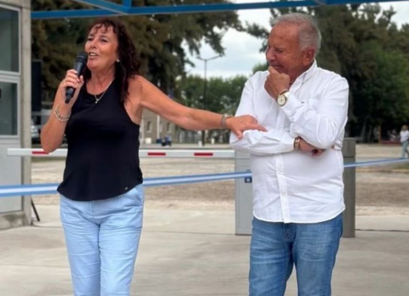 VIDEO | En La Plata, los gastos de perfumes y prepagas de lujo salpican a Fabiola Mosquera y al tesorero Héctor Nieves