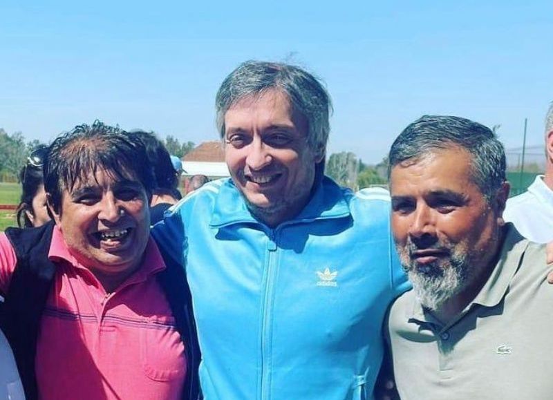 Bertinat junto al dirigente de La Cámpora, Máximo Kirchner, parte de su círculo cercano.