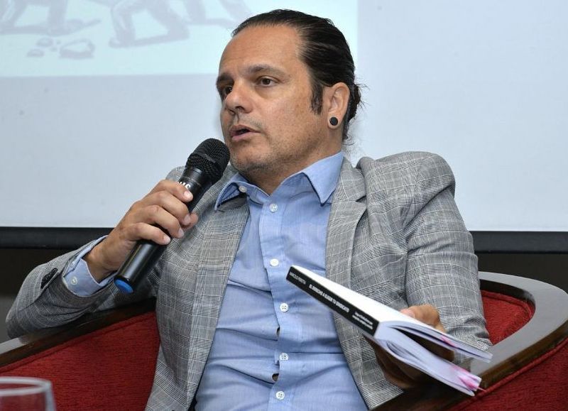 VIDEO | Marcelo Peretta salió con todo contra Sturzenegger y exigió que abandone el Ministerio