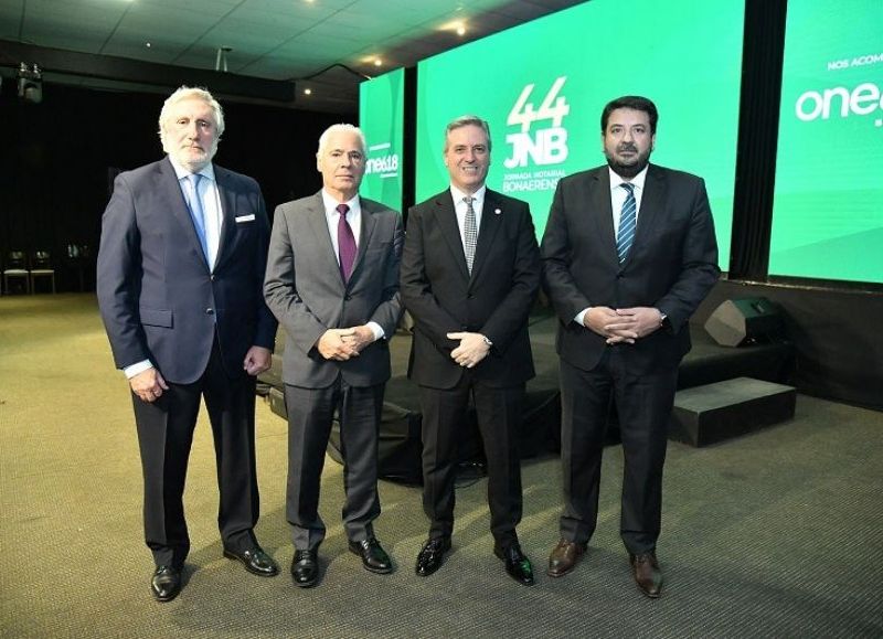 Buenos Aires concentró a cientos de escribanos en medio de debates por los cambios que atraviesa la profesión