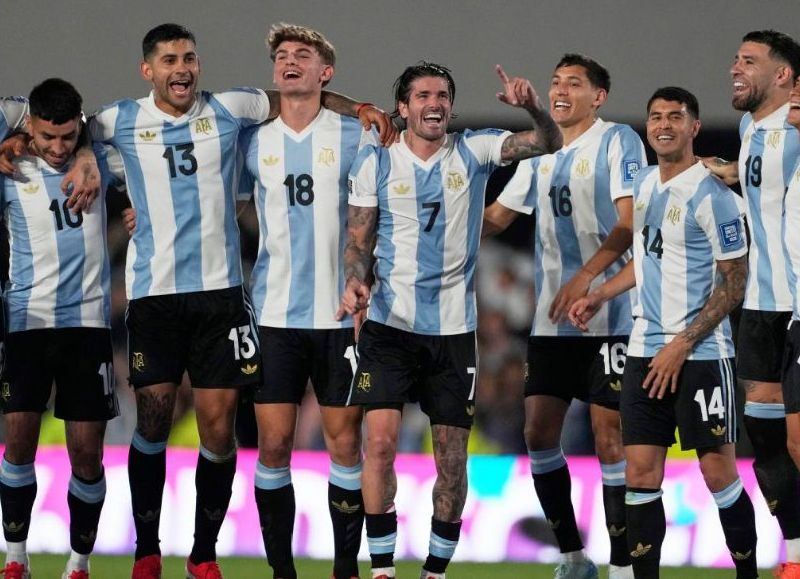 Scaloni mantiene dos dudas y define el equipo para enfrentar a Suiza