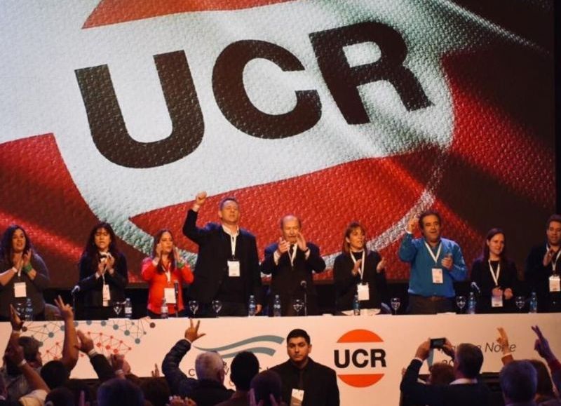 Andrea Lluch advirtió que la UCR corre el riesgo de quedar al margen del debate político y convocó a reconstruir