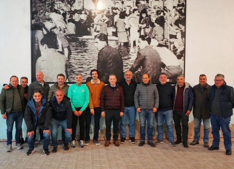 Fernando Gray y Juan Zabaleta se reunieron con dirigentes peronistas en Lobos